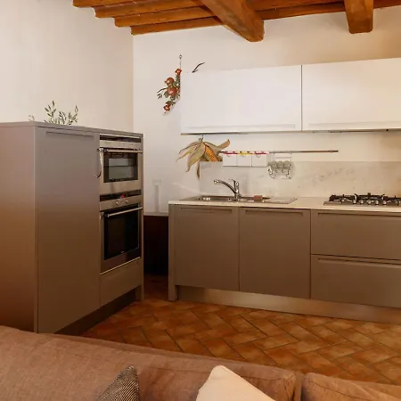 Nyaraló Borgo Risi Siena